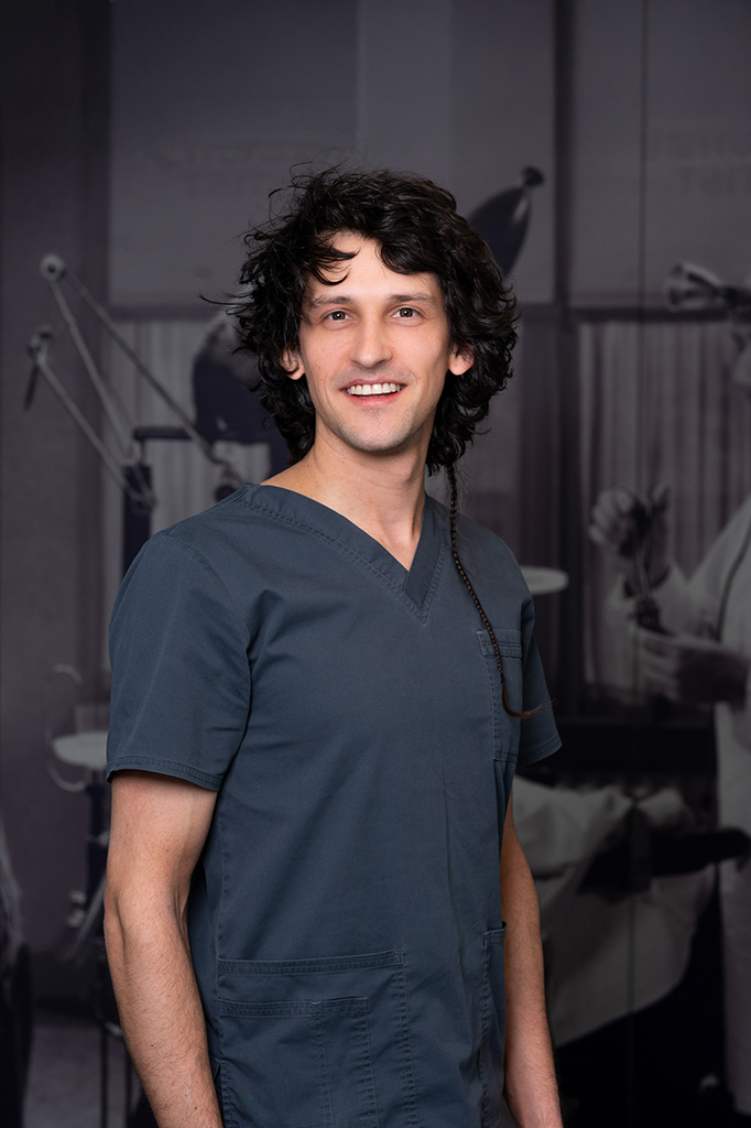 Paweł Tryczyński – lekarz dentysta, chirurg stomatologiczny we Wrocławiu